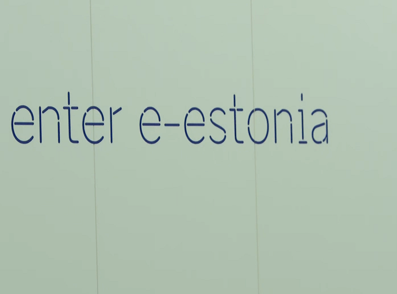 Ana Brnabić u poseti Informacionom centru e-Estonija u Talinu