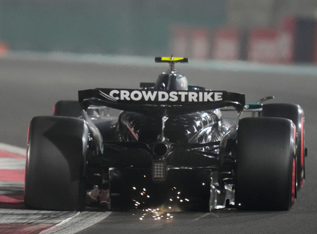 Mercedes predstavio bolid za novu sezonu u šampionatu Formule 1