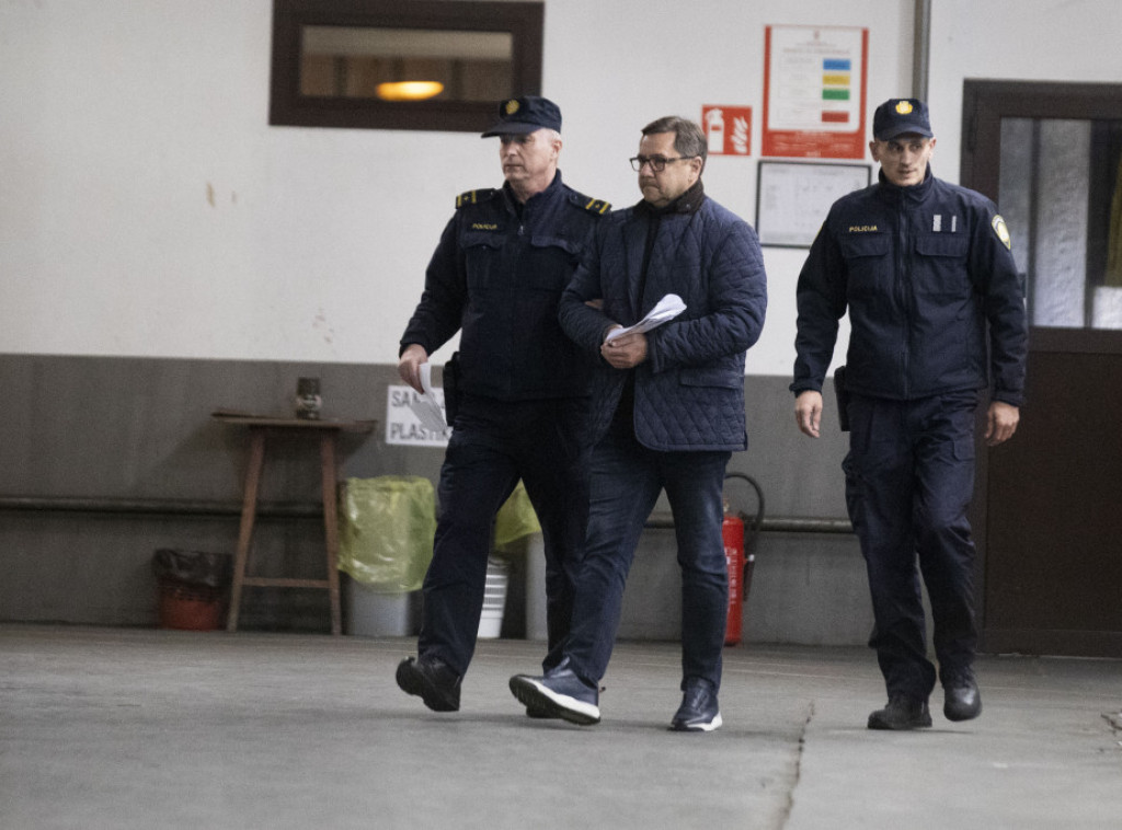 Bivši glavni inspektor Hrvatske Andrija Mikulić pušten da se brani sa slobode