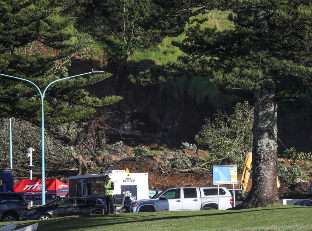 Najmanje šest osoba nestalo u klizištu koje je pogodilo Novi Zeland