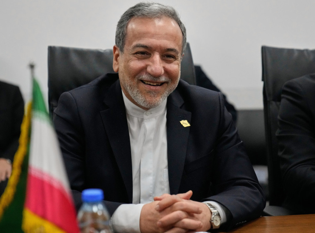 Arakči poručio Zelenskom: Svetu je dosta zbunjenih klovnova