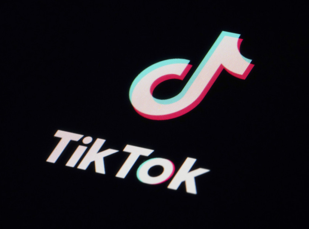 Donald Tramp: TikTok će biti u vlasništvu američkih investitora, hvala Si Đinpingu