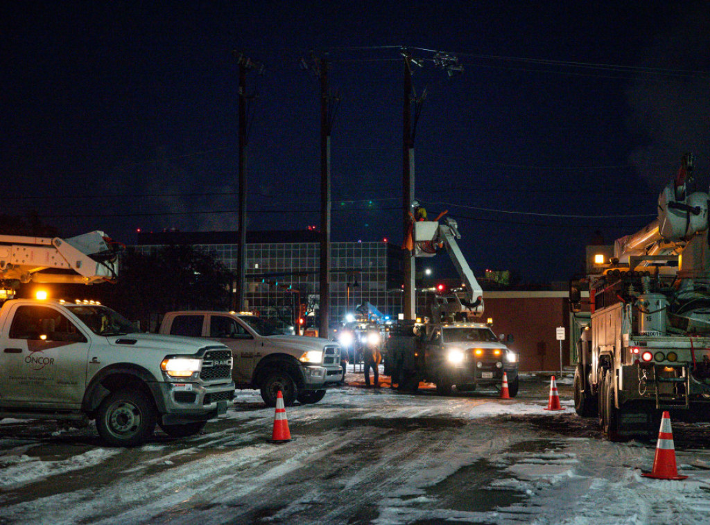 Teksas i Oklahoma očekuju temperature do minus 46 stepeni, zimska oluja pogodila istok SAD