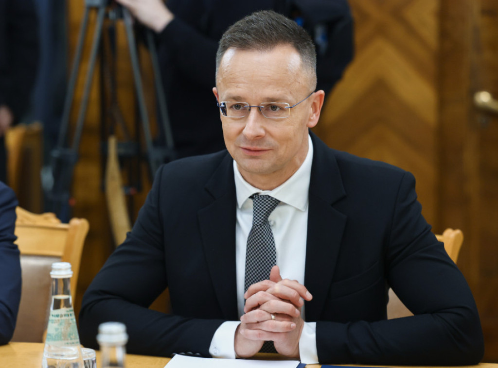 Sijarto: Mađarska sedi za stolom gde se stvara novi svetski poredak
