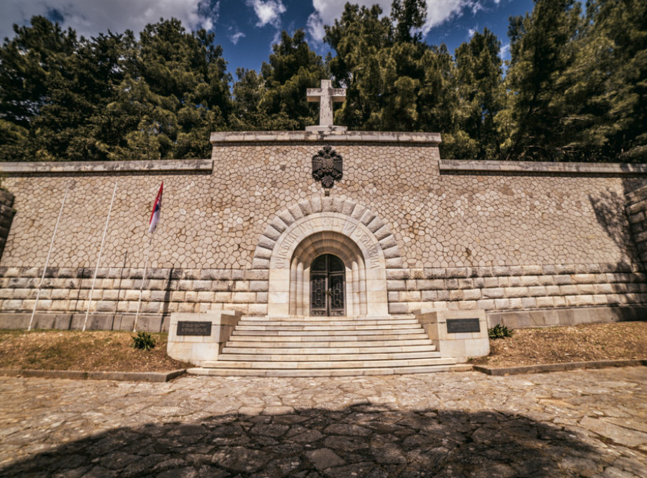 Plava grobnica pre 110 godina postala mesto počinka srpskih vojnika
