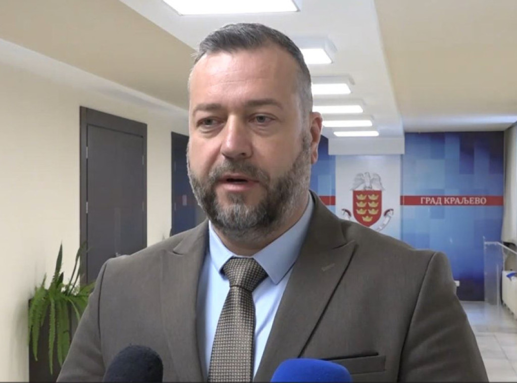 Ivan Ćilerdžić sa direktorima škola u Raškom okrugu: Probni završni ispit 27. i 28. marta