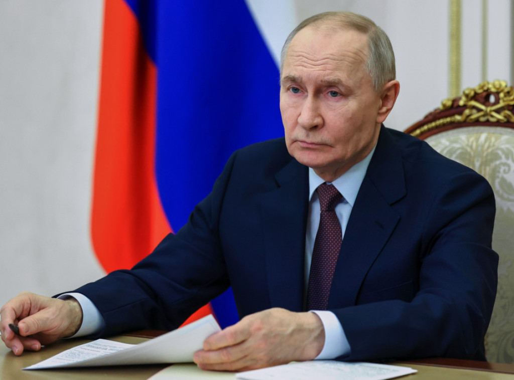 Putin razgovarao sa predsednikom UAE o potrebi za brzim prekidom vatre na Bliskom istoku