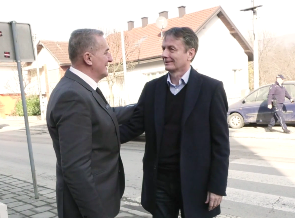 Ministar Glišić održao radni sastanak sa rukovodstvom opštine Bajina Bašta