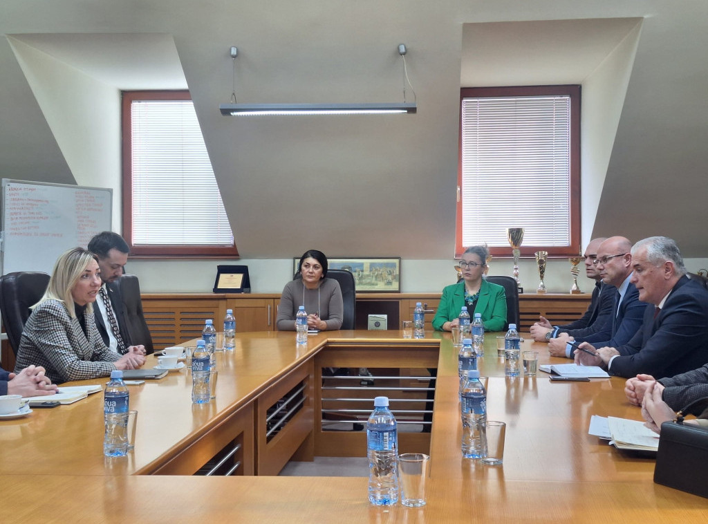 Ministarka Macura posetila Čačak i Arilje, najavila više sredstava za lokalne samouprave u 2026.