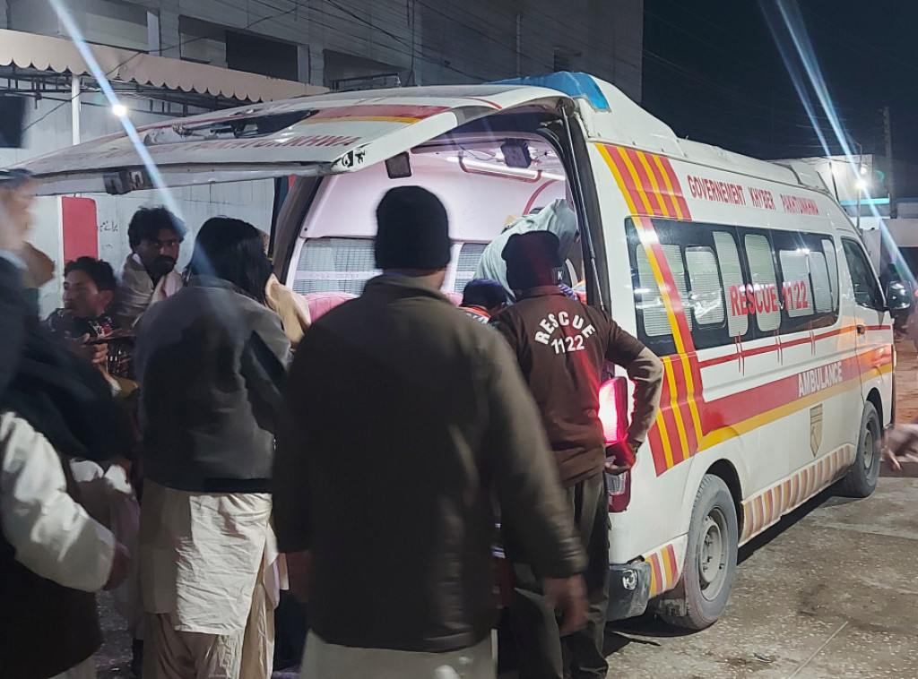 U samoubilačkom napadu na kuću vođe mirovne milicije u Pakistanu stradalo pet osoba