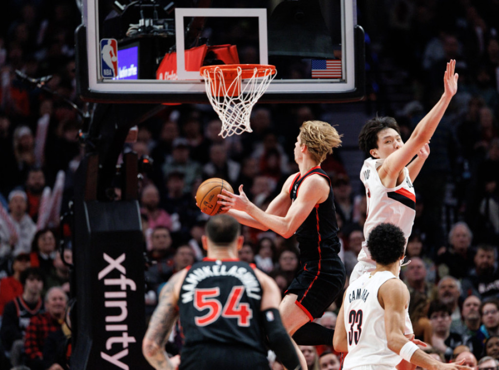 Košarkaši Toronta srpskog trenera Darka Rajakovića ostvarili treću pobedu u nizu