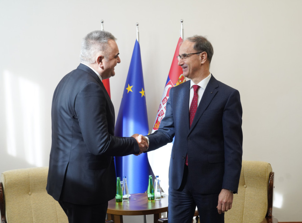 Premijer Macut sa Savom Minićem na Tari o saradnji i infrastrukturnim projektima