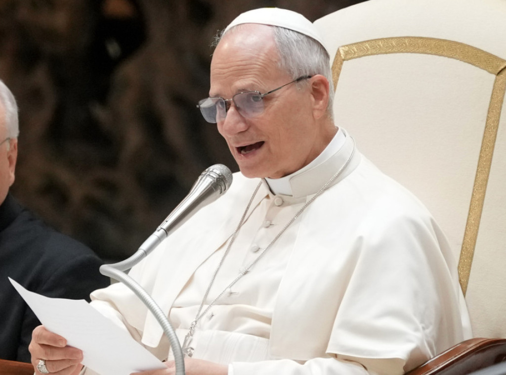 Papa Lav XIV: Fokus medija treba da bude na kvalitetetu informacija, ograničiti veštačku inteligenciju