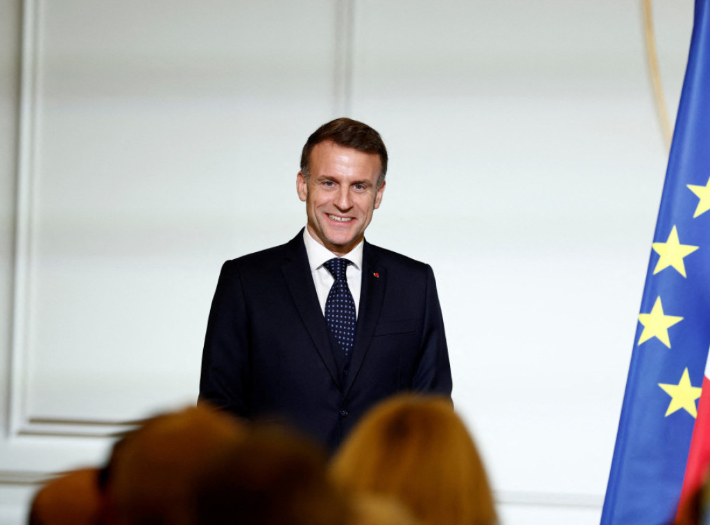 BFM: Makron traži ubrzanu proceduru za zakon o zabrani društvenih mreža maloletnicima