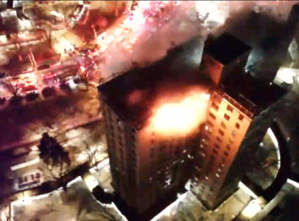 Jedna osoba poginula u eksploziji gasa u stambenoj zgradi u Bronksu