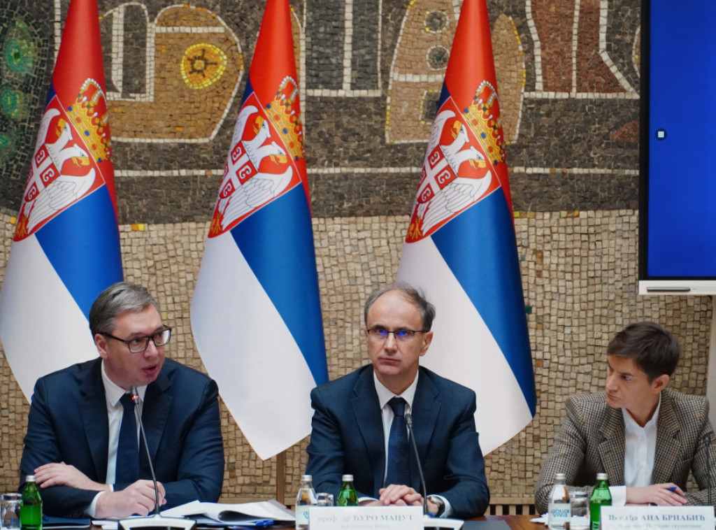 Vučić o planovima EPS-a: Kako će se nadoknaditi potrebe za strujom