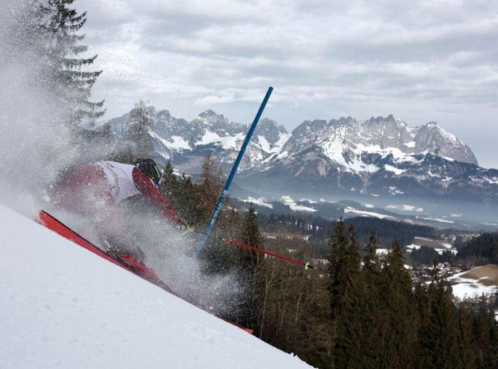 Skijaš preminuo nakon sudara sa tinejdžerom skijašem u Cel am Zeu u Austriji