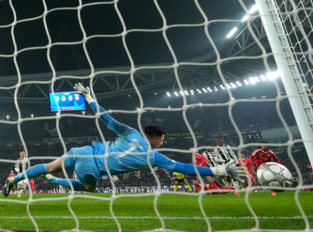 Srpski fudbaler Filip Kostić strelac za Juventus u pobedi protiv Napolija