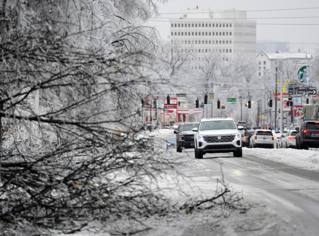 U zimskoj oluji širom SAD poginulo najmanje sedam osoba