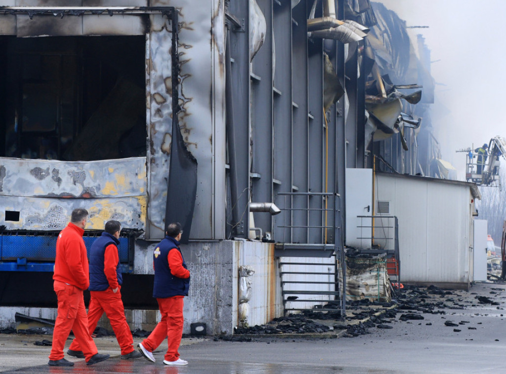 Grčka: Pronađena tela četiri žrtve u eksploziji i požaru u fabrici, traga se za jednom osobom
