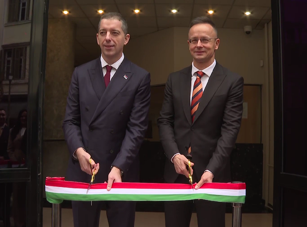 Djuric, Szijjarto open Hungarian consular office at Serbian consulate in Thessaloniki
