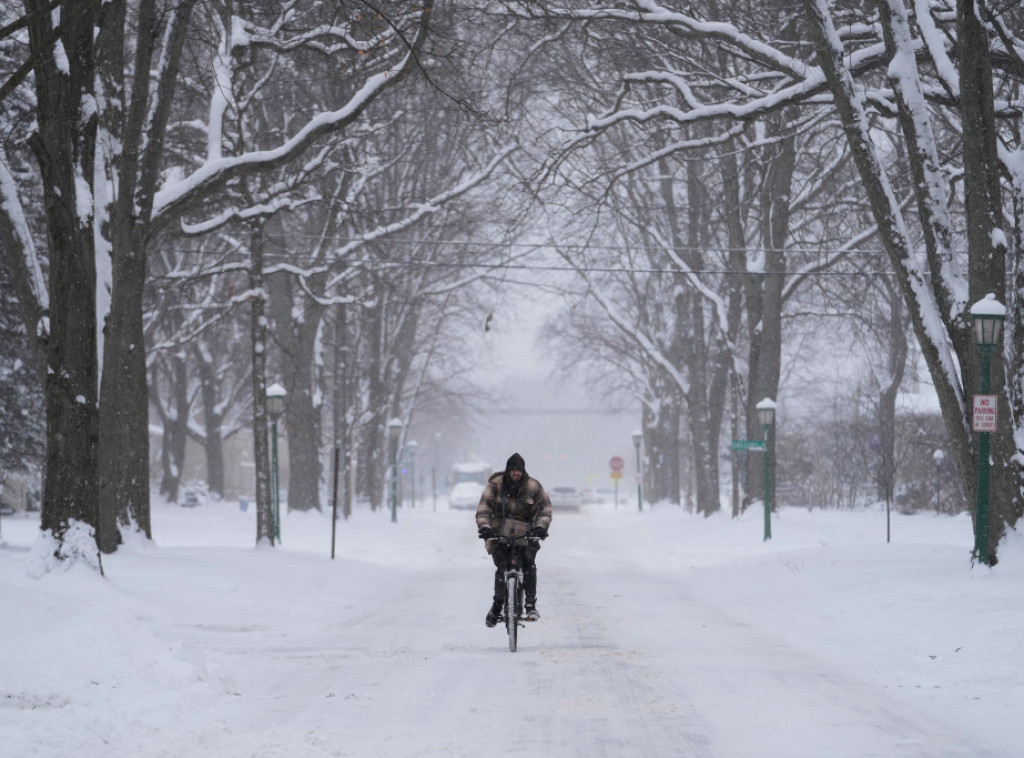 Najmanje 18 žrtava zimske oluje širom SAD