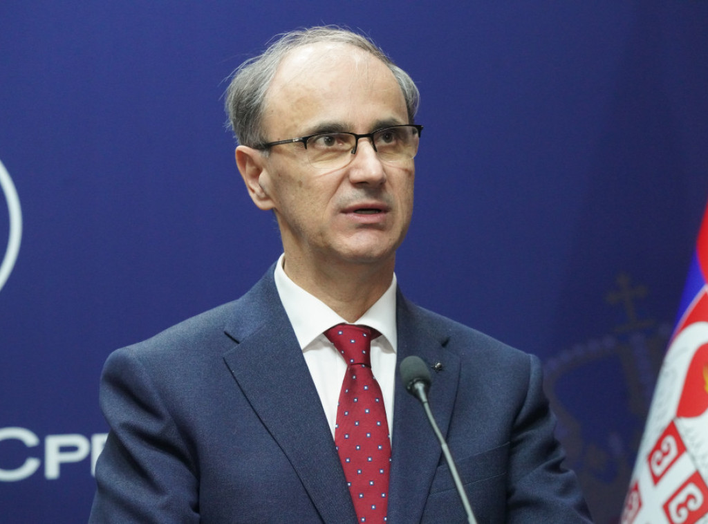 Premijer Macut: Zastoji na teretnim prelazima posledica nefleksibilnosti administracije Evropske unije