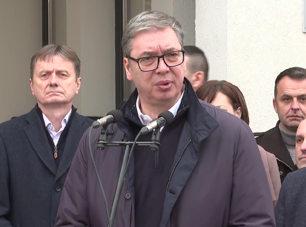 Vučić: Deca u Velikoj Drenovi dobijaju modernu školu, država uložila 324 miliona dinara