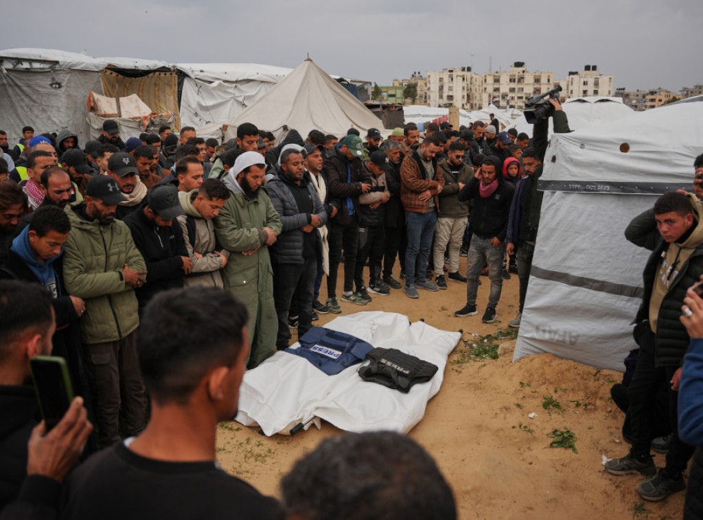 Najmanje četiri Palestinca poginula, tri ranjena u izraelskom napadu na grad Gazu