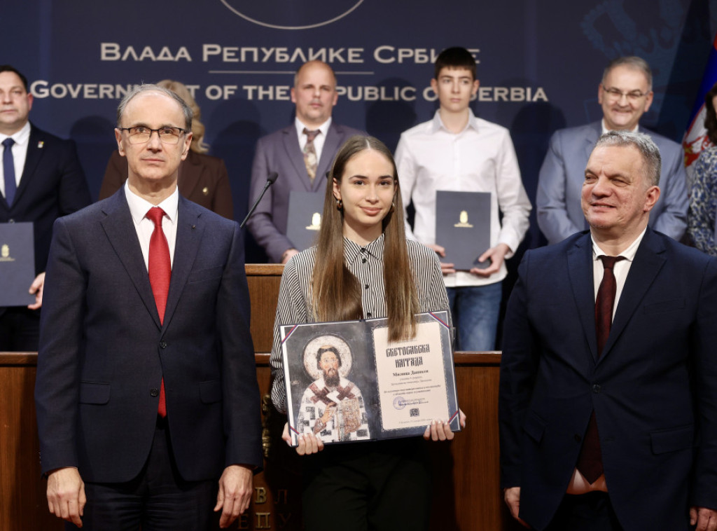 Macut na dodeli Svetosavskih nagrada: Snažan temelj za unapređenje obrazovanja u Srbiji