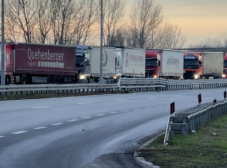 AMSS: Zadržavanja samo za teretnjake na izlazu na prelazu Batrovci - pet sati