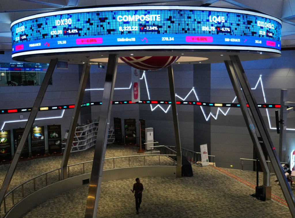 Evropski indeksi neujednačeni, Meta, Majkrosoft i Tesla objavljuju podatke o zaradi