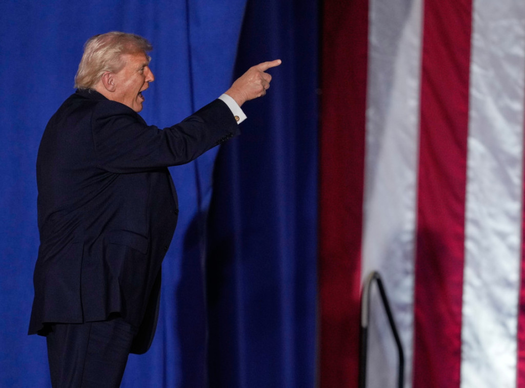 Tramp: Ako Iran ne pristane na sporazum, izvešćemo još snažniji napad