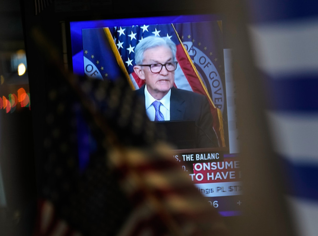 Američki FED zadržaokamatnu stopu na istom nivou zbog još uvek visoke inflacije