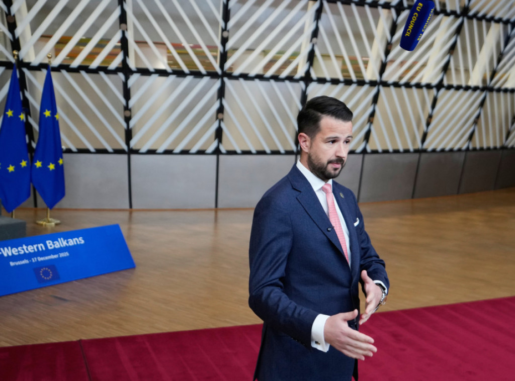 Milatović: Odmah, bez taktiziranja, smeniti sve odgovorne za bekstvo Miloša Medenice