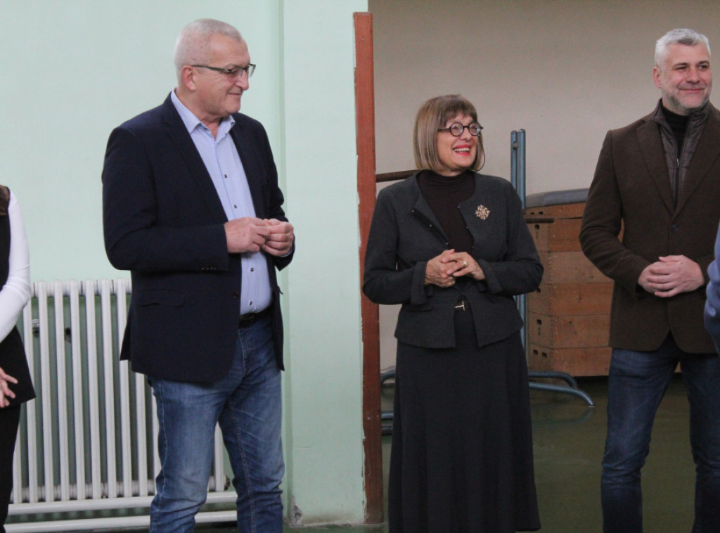 Za rekonstrukciju fiskulturne sale u školi u Kruščiću pet miliona i 733 hiljade dinara