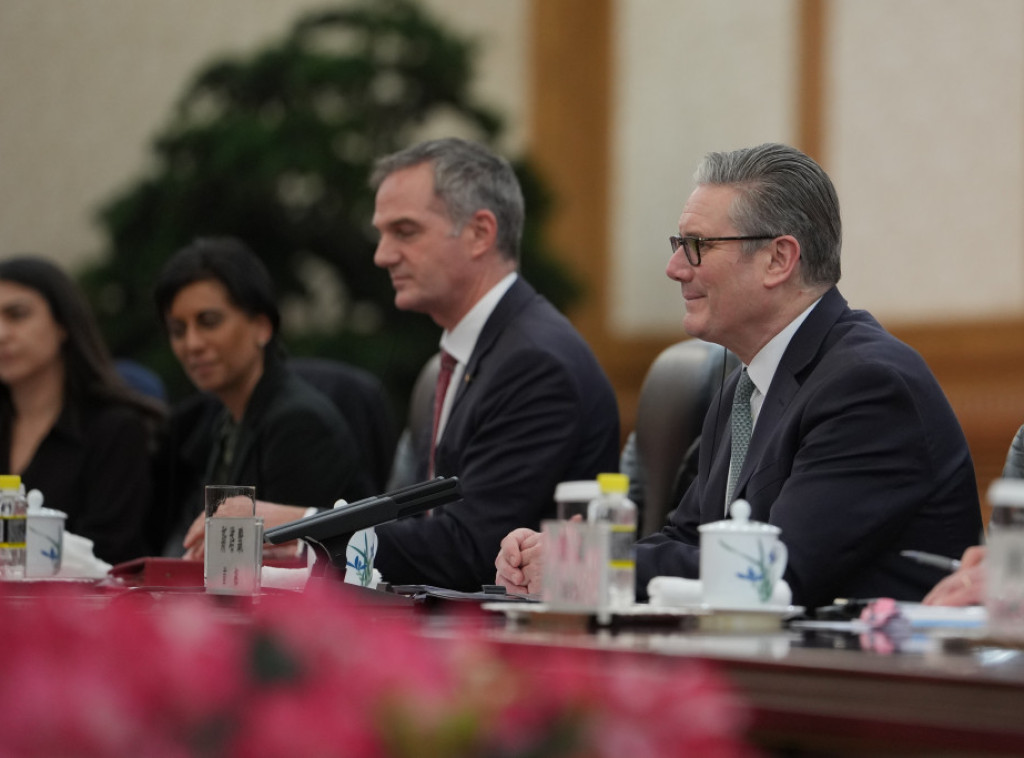 Kina smanjuje carine na škotski viski, Starmer jača ekonomske veze sa Pekingom