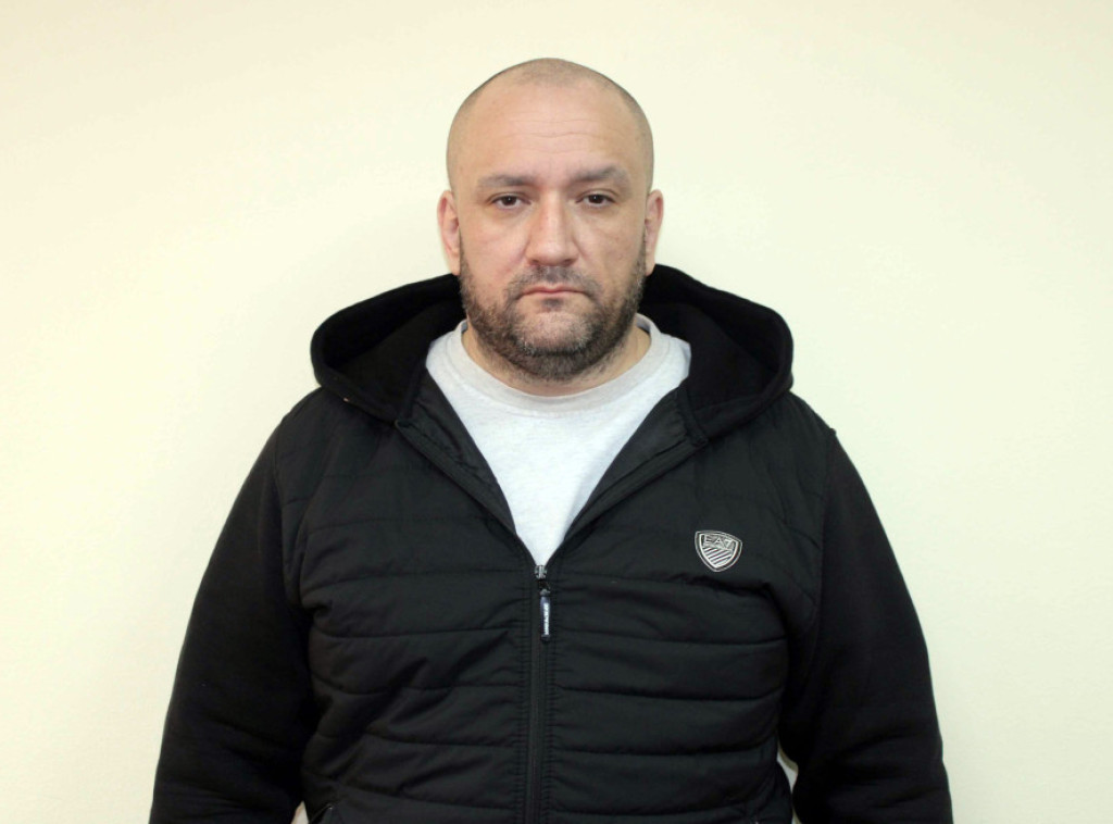 Policijska uprava u Zrenjaninu objavila slike osumnjičenog za prevaru i pozvala oštećene da se jave