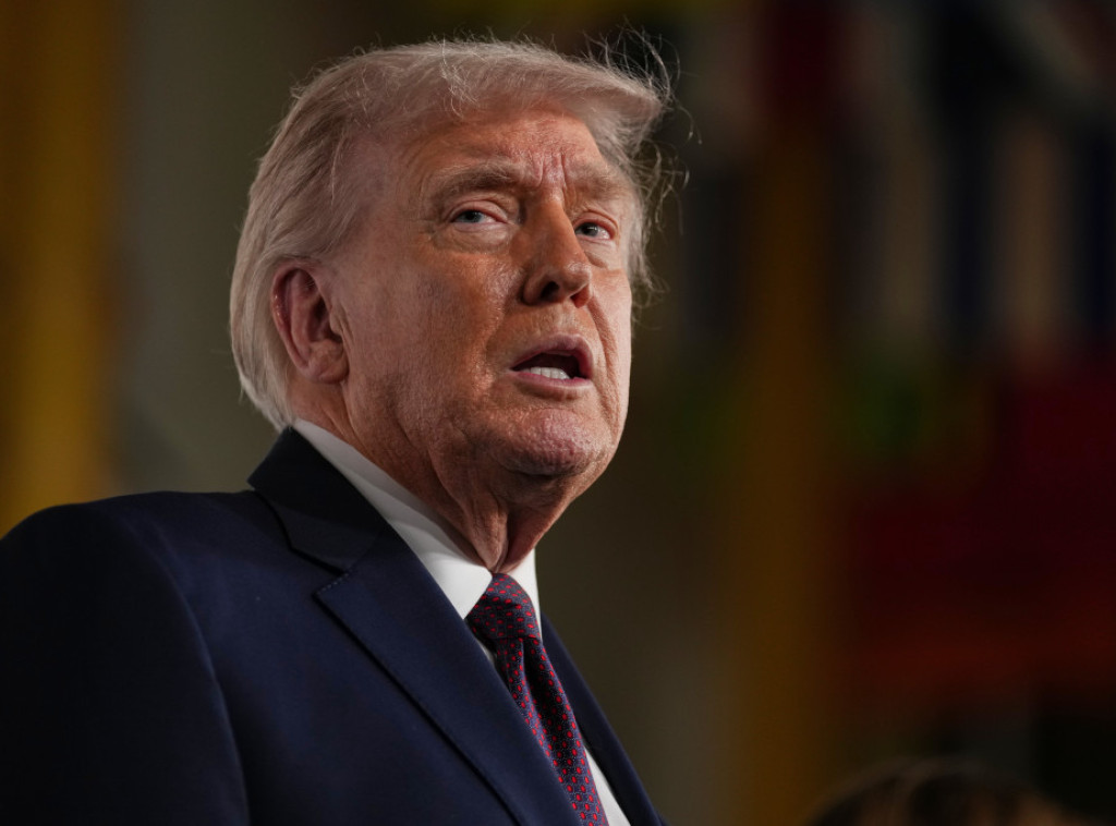 Tramp preti Kanadi carinama na avione od 50 odsto ako ne sertifikuje američke avione