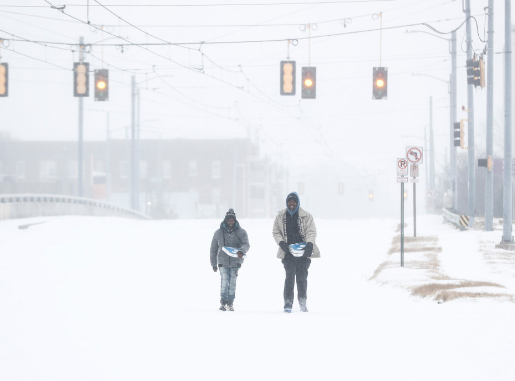Najmanje 85 ljudi stradalo u SAD od posledica snežne oluje i niskih temperatura