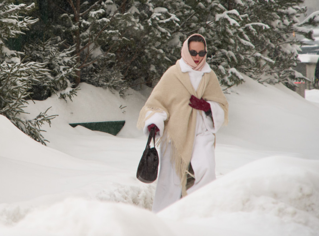 U Moskvi palo više od 60 cm snega, oboren rekord visine snežnih nanosa iz 1994.