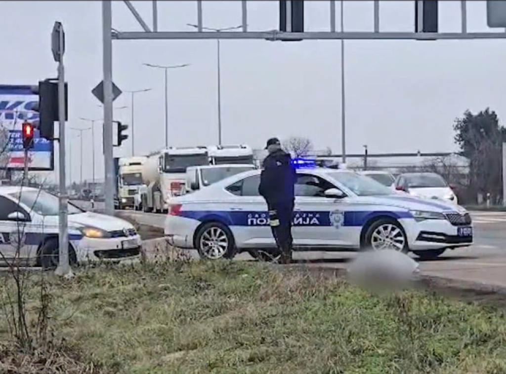 Na Pančevačkom putu poginuo pešak, uviđaj u toku
