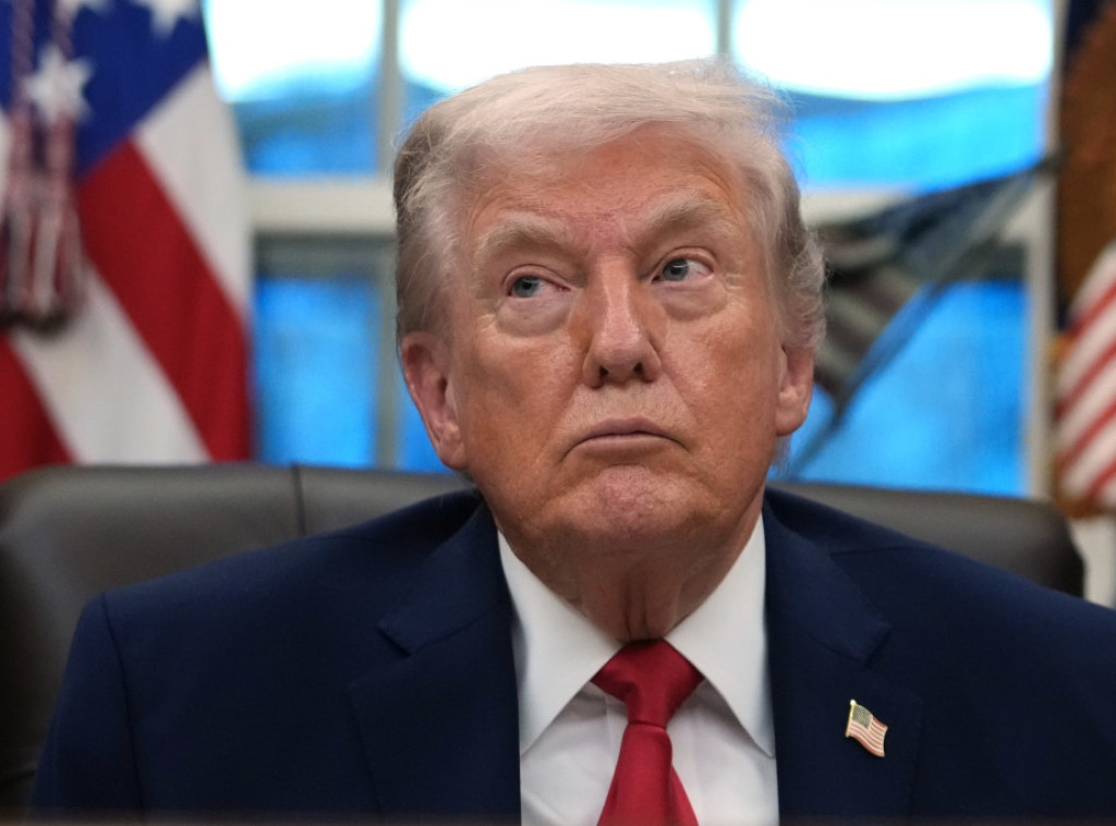 Istraživanje: Opada poverenje Amerikanaca u Trampa i podrška njegovoj politici