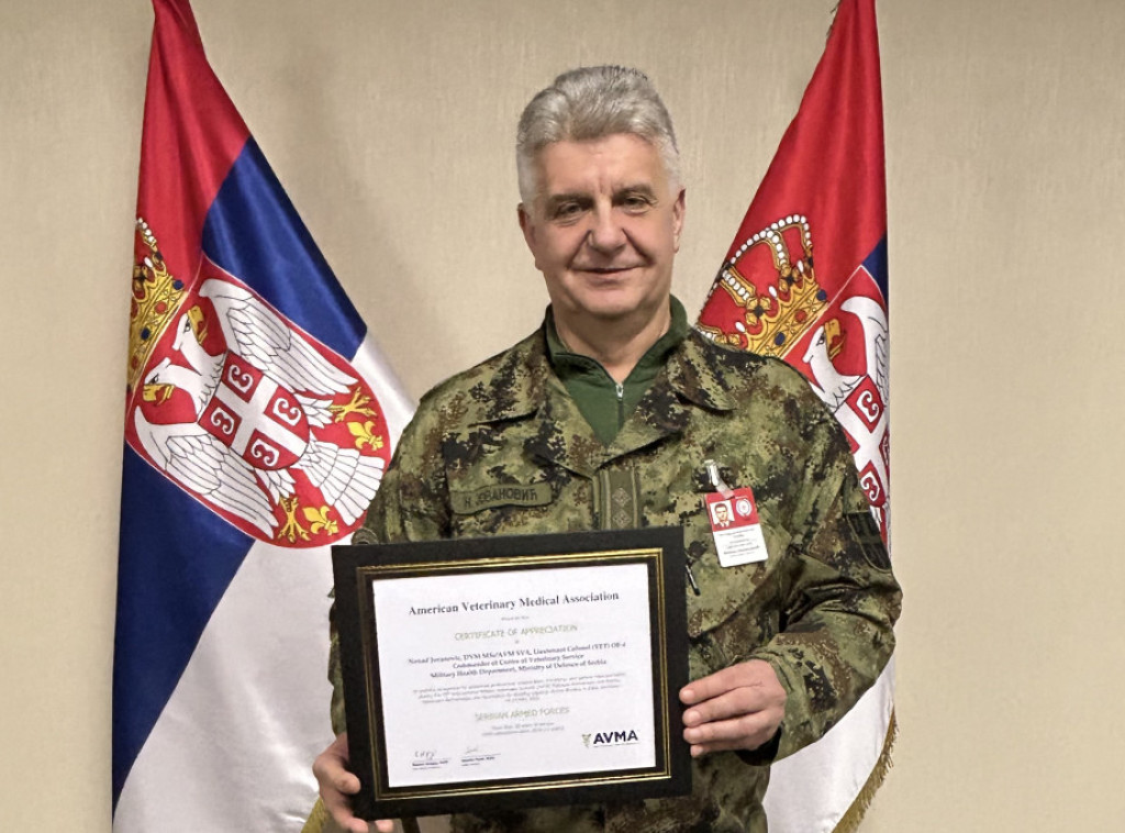Potpukovnik Vojske Srbije Nenad Jovanović dobitnik priznanja Udruženja veterinara SAD