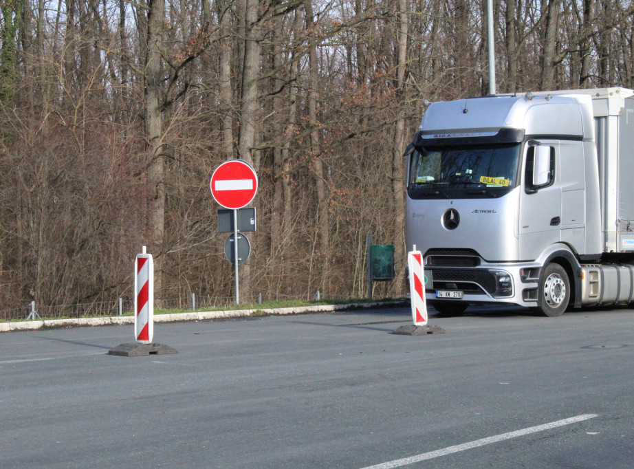 MUP: Obustavljena blokada na graničnim prelazima