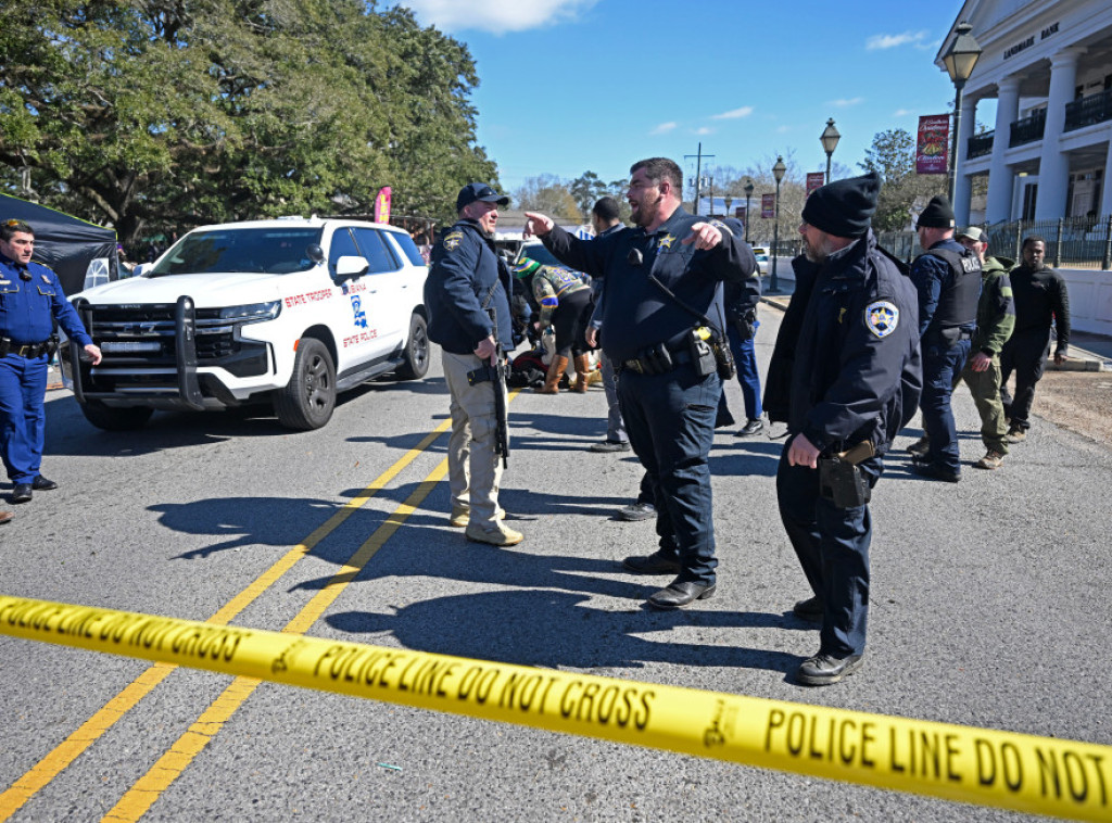 Šestoro povređenih, uključujući dete, u pucnjavi na paradi Mardi Gra u Luizijani