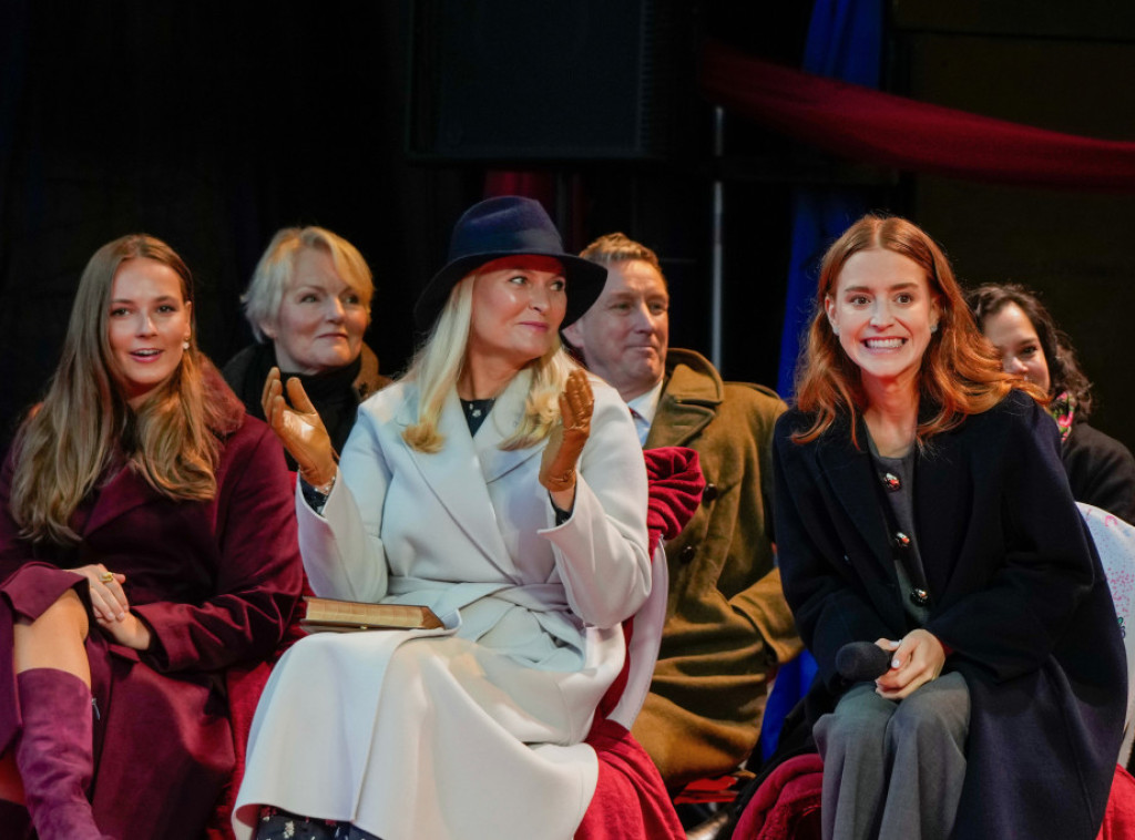 Objavljeni mejlovi Epstina pominju norvešku prestolonaslednicu Mete-Marit