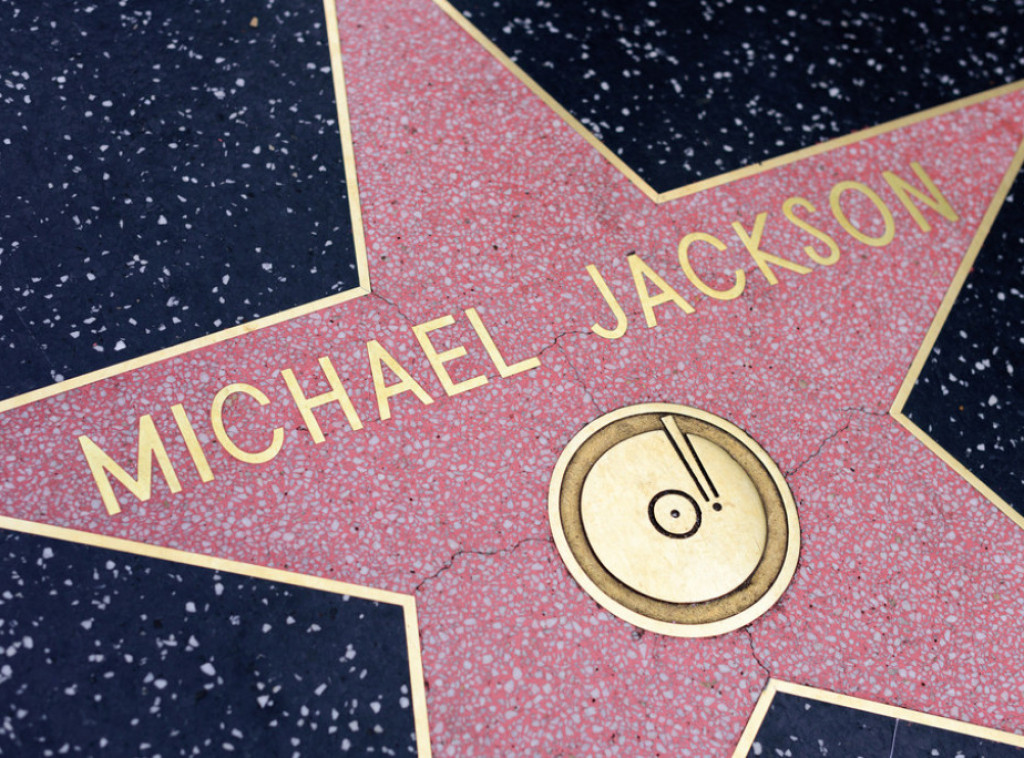 Majkl Džekson na snimku: Deca žele da me dodirnu i zagrle