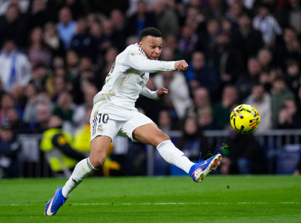 Fudbaleri Reala u 90+10. minutu iz penala stigli do trijumfa protiv Rajo Valjekana u La Ligi