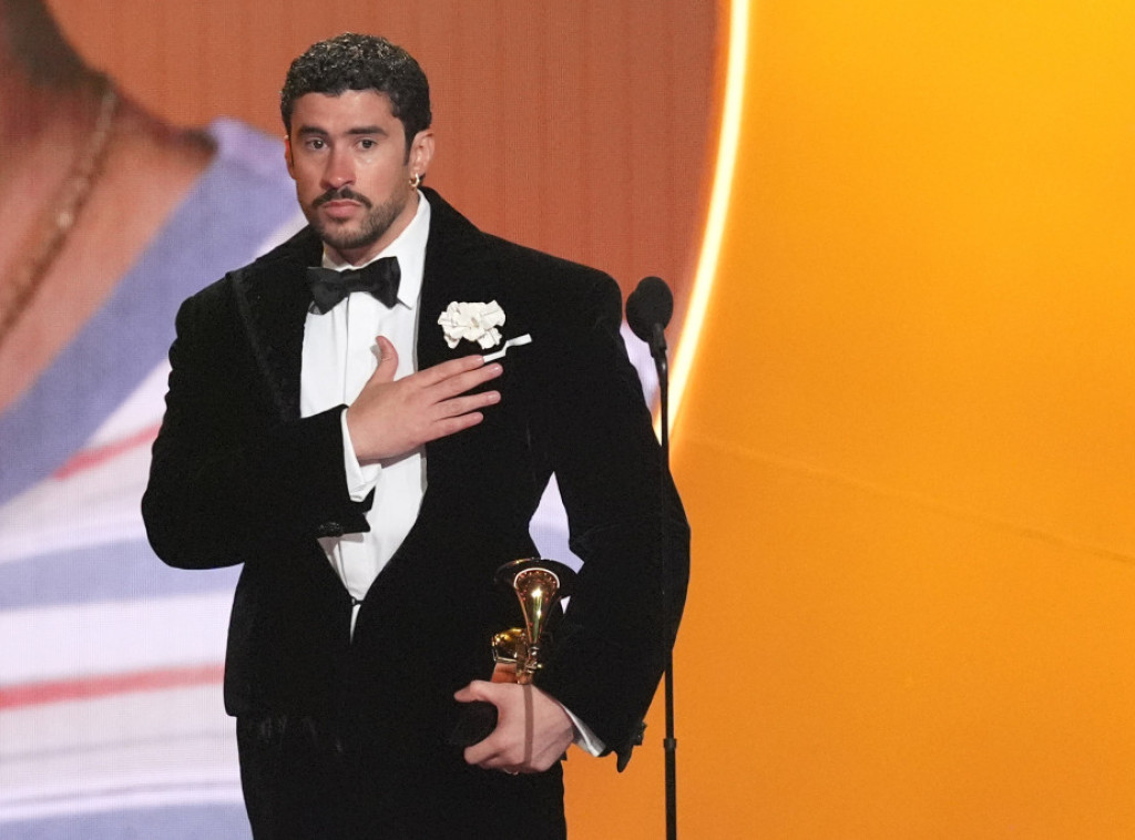 Uručene Gremi nagrade, album godine "Debi Tirar Mas fotos" Bed Banija